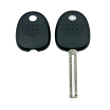 Cargar imagen en el visor de la galería, 1998-2012 Hyundai/KIA TOY48 Transponder Key Shell, Aftermarket