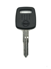 Cargar imagen en el visor de la galería, 1999 Nissan/Infinity NSN11T2 Transponder Key Shell, Aftermarket