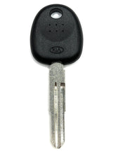 Cargar imagen en el visor de la galería, 1996-2010 Hyundai/KIA HY14 Transponder Key Shell, Aftermarket