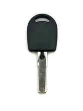 Cargar imagen en el visor de la galería, 1996-2006 Volkswagen HU66 Transponder Key Shell, Aftermarket